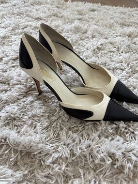 Calvin Klein Collection Black and White Pointed Toe Pumps Heels